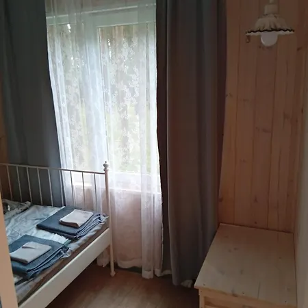 Reinholdi Metsamaja Holiday home *